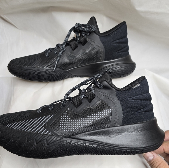 Nike Kyrie Flytrap V5 Black/Cool Grey-Black Size 7.5 CZ4100-004. NEW - Picture 9 of 15